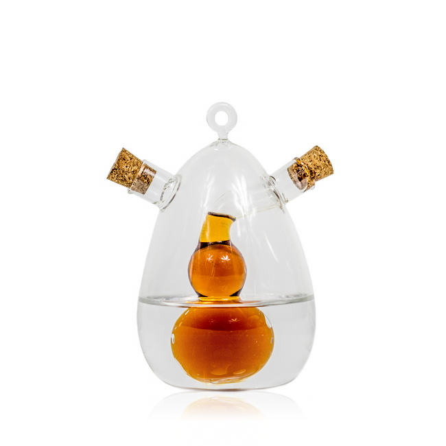 playful and interesting cruet, oil dispenser