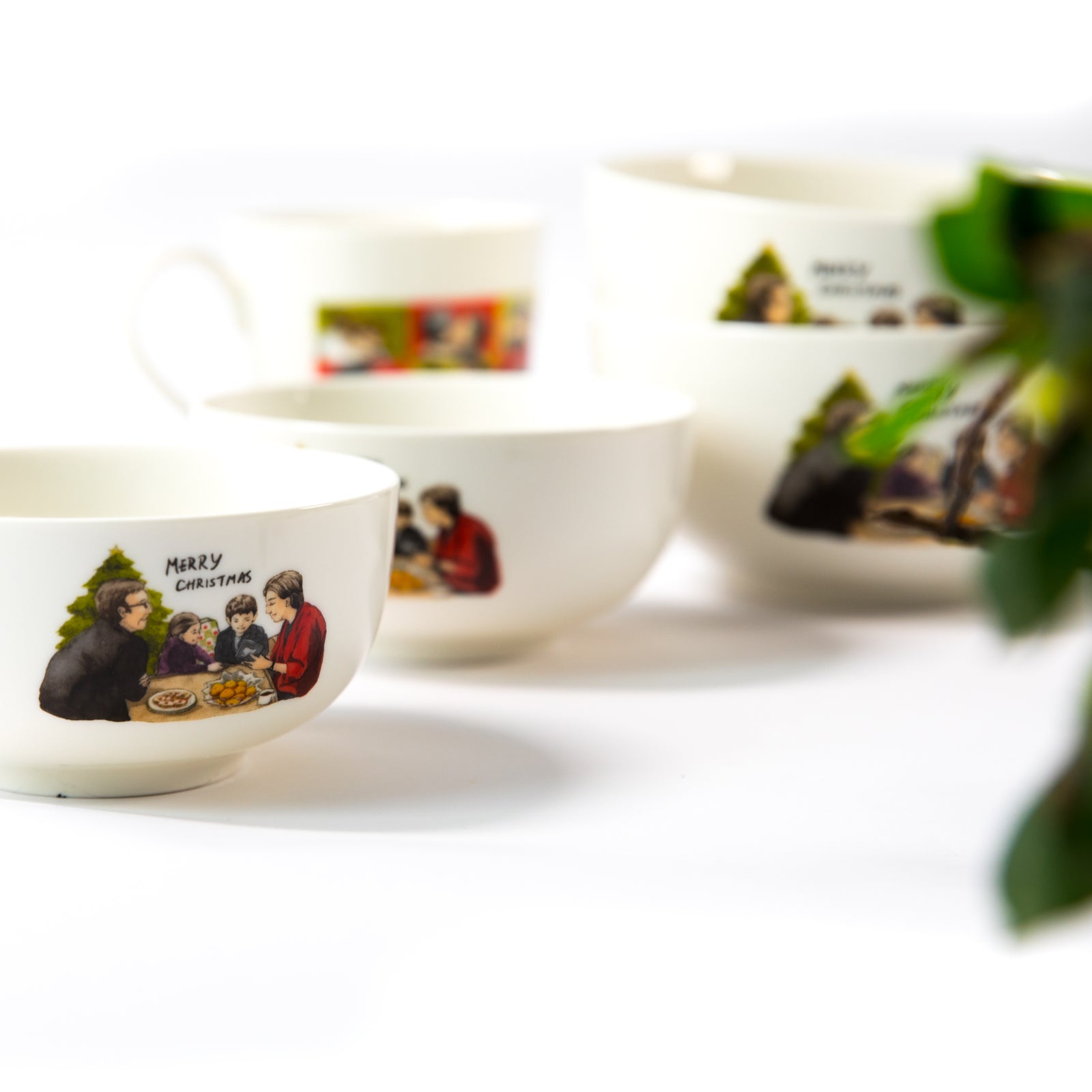 'Love Actually' Holiday Dinnerware Collection